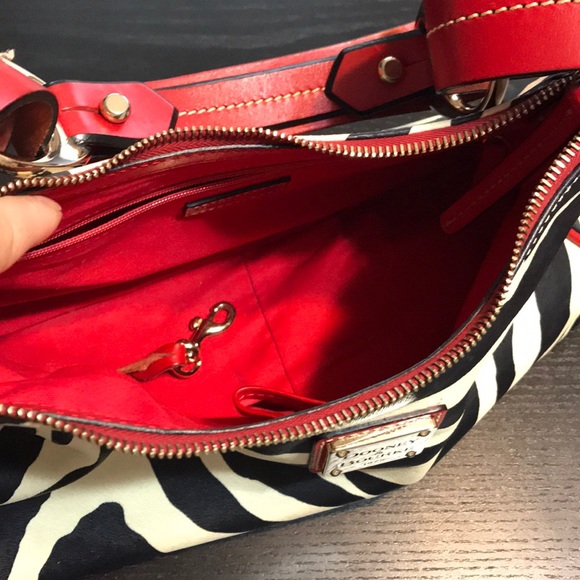 🎉 HP 🎉 Dooney & Bourke Large Zebra Hobo Bag - Picture 7 of 10